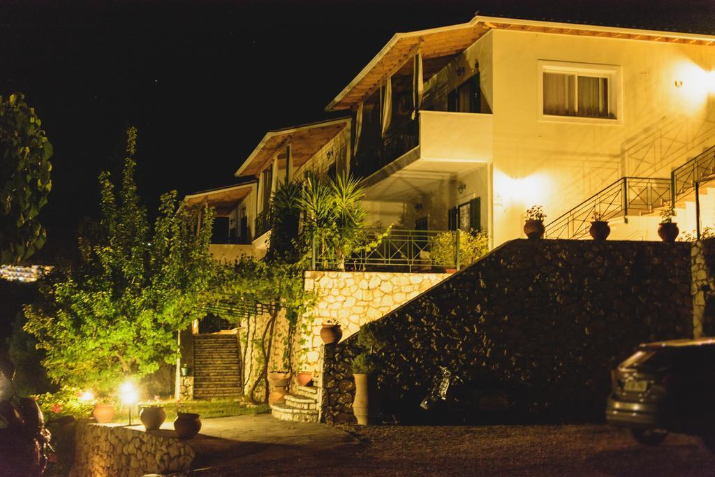 Althea Studios Lefkada Ayios Nikitas Luaran gambar
