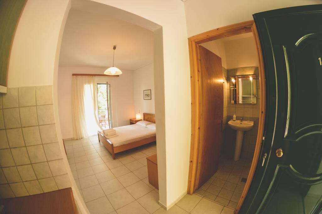 Althea Studios Lefkada Ayios Nikitas Bilik gambar